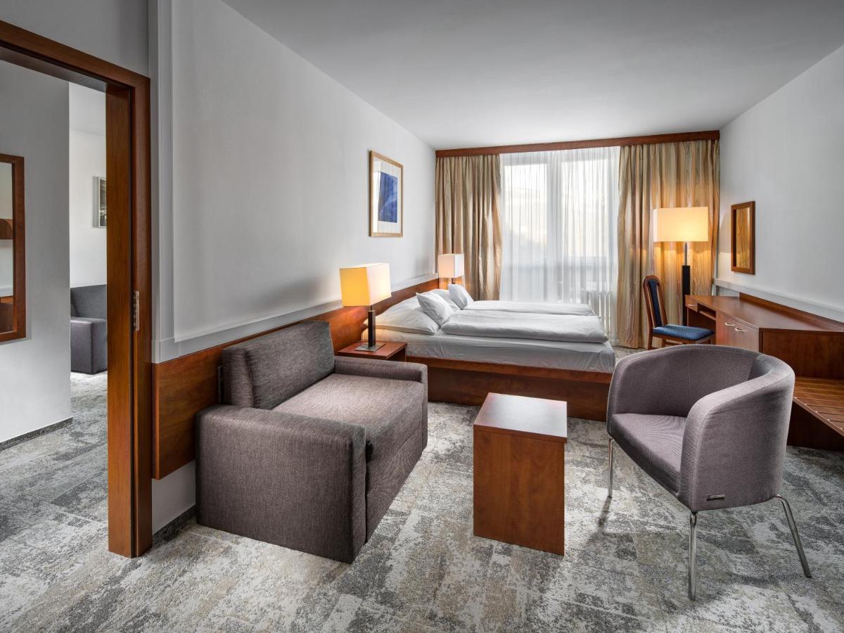 Pinia & Hotel Spindleruv Mlyn